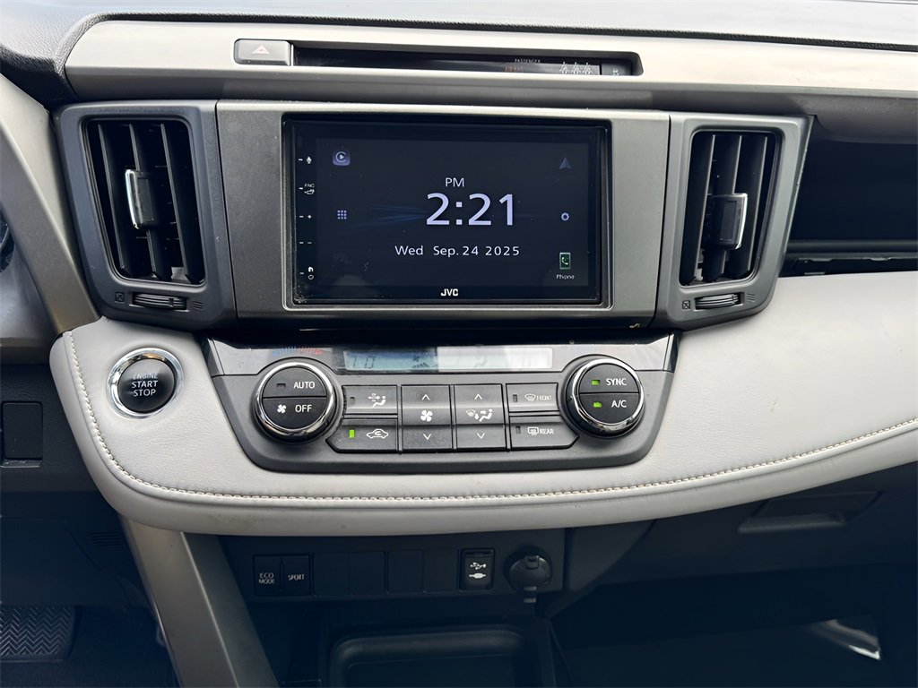 Used 2018 Toyota RAV4 XLE image 8