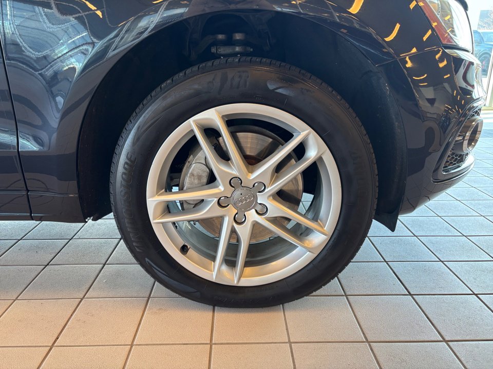Used 2016 Audi Q5 3.0T Prestige image 25