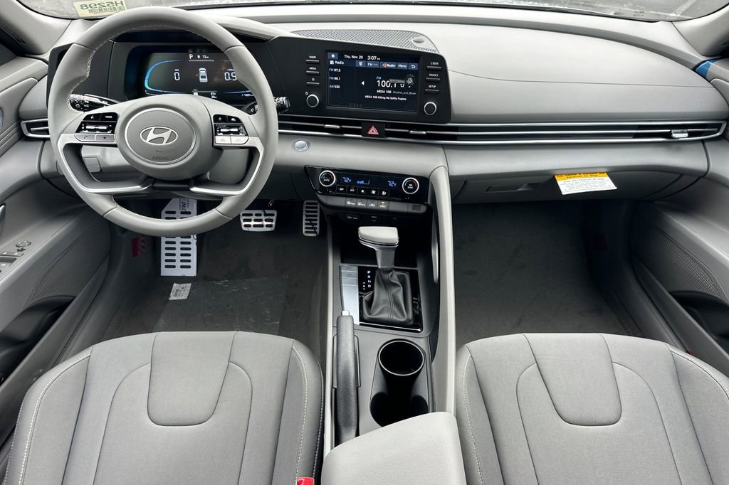 New 2026 Hyundai Elantra Sport image 10