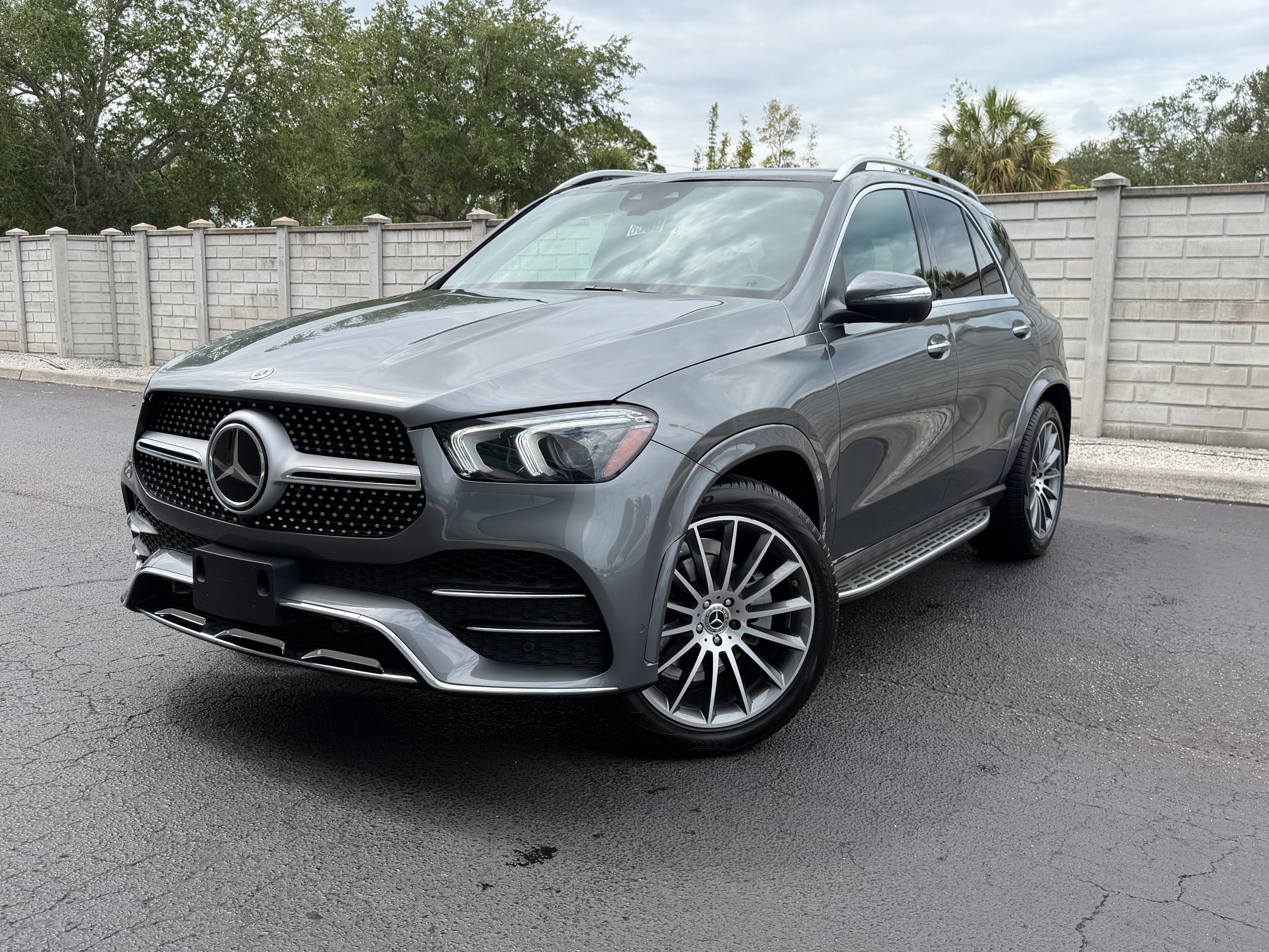 Used 2023 Mercedes-Benz GLE 350 4MATIC image 1