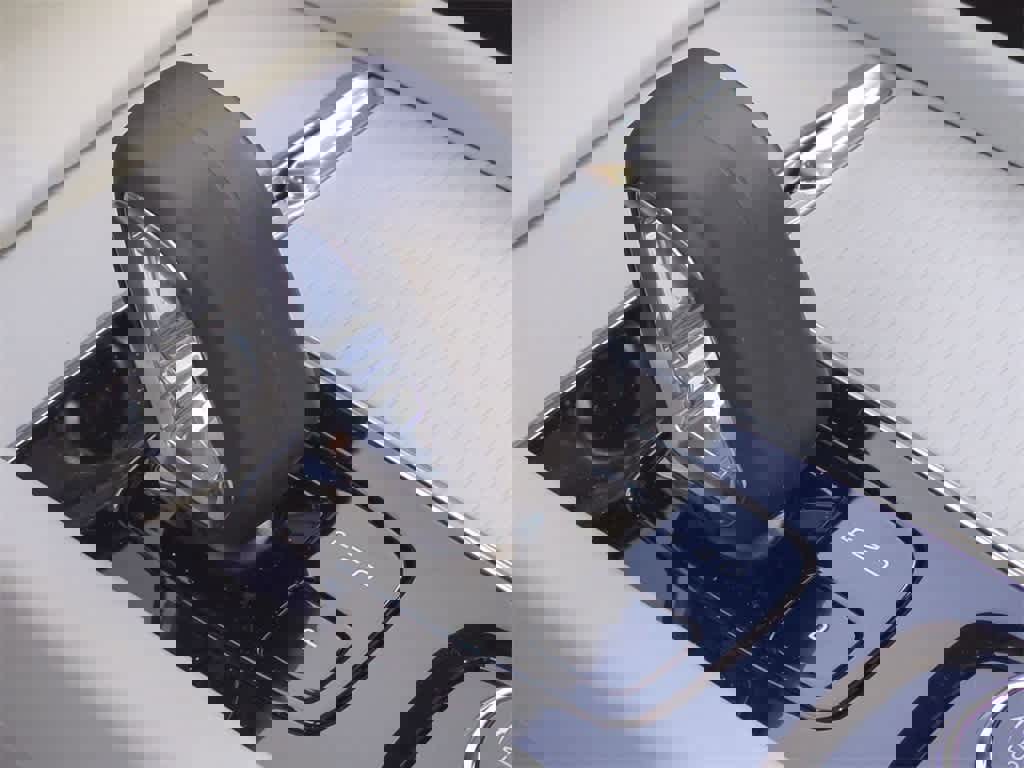 Used 2025 Volvo XC60 T8 Core w/ Protection Package Premier image 31