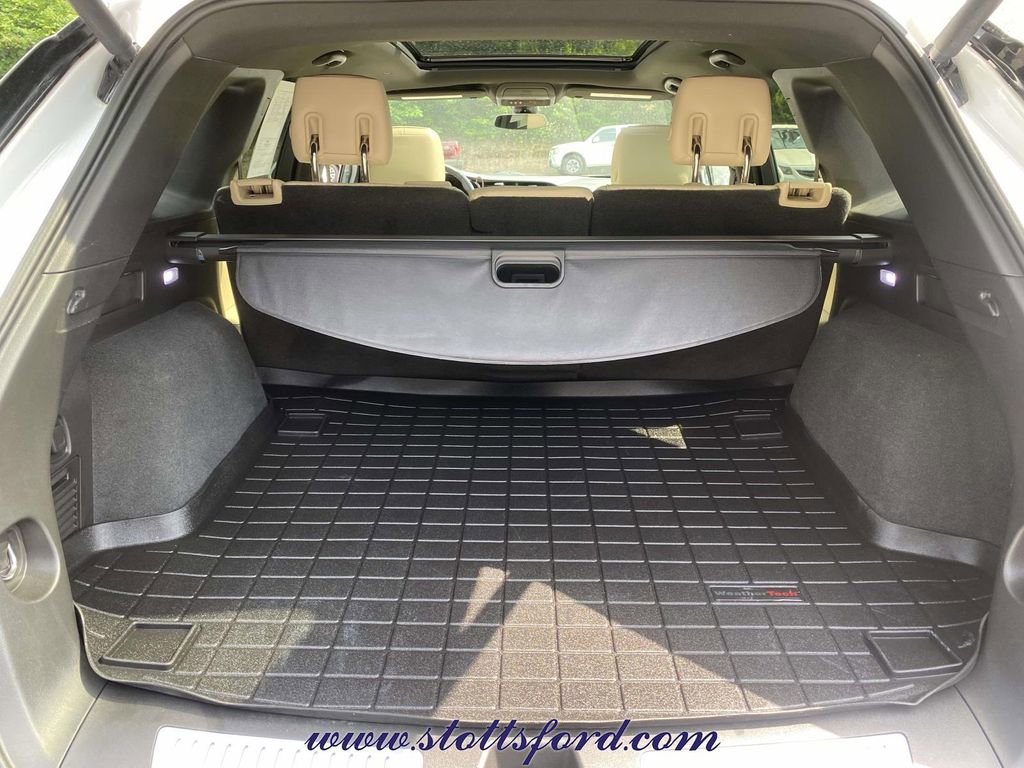 Used 2018 Cadillac XT5 Premium Luxury FWD image 10