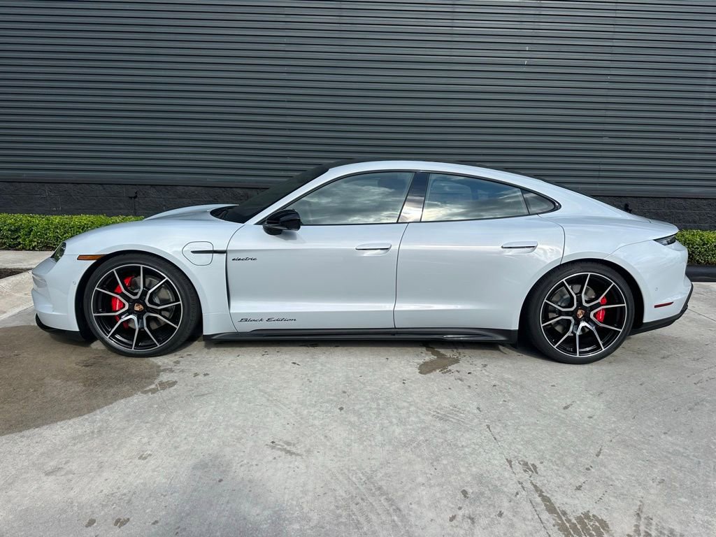Used 2026 Porsche Taycan 4S image 2