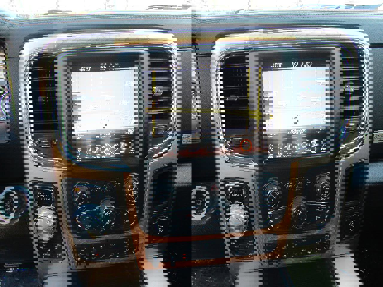 Used 2014 RAM 1500 Laramie Longhorn w/ Convenience Group image 20