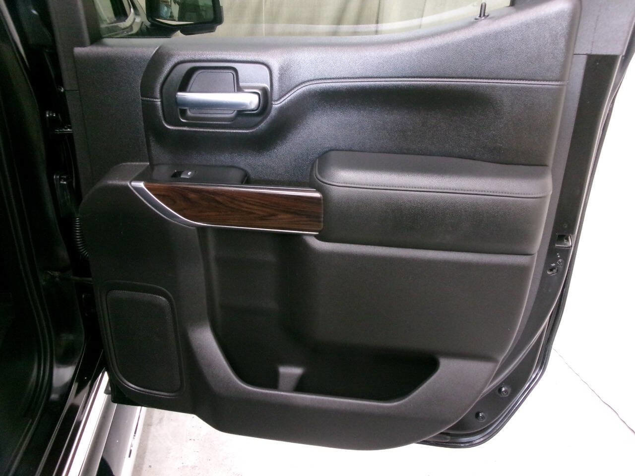 Used 2019 GMC Sierra 1500 SLT w/ SLT Premium Package image 37