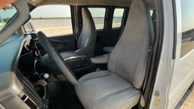 Used 2017 Chevrolet Express 2500 LT w/ LT Preferred Equipment Group image 19