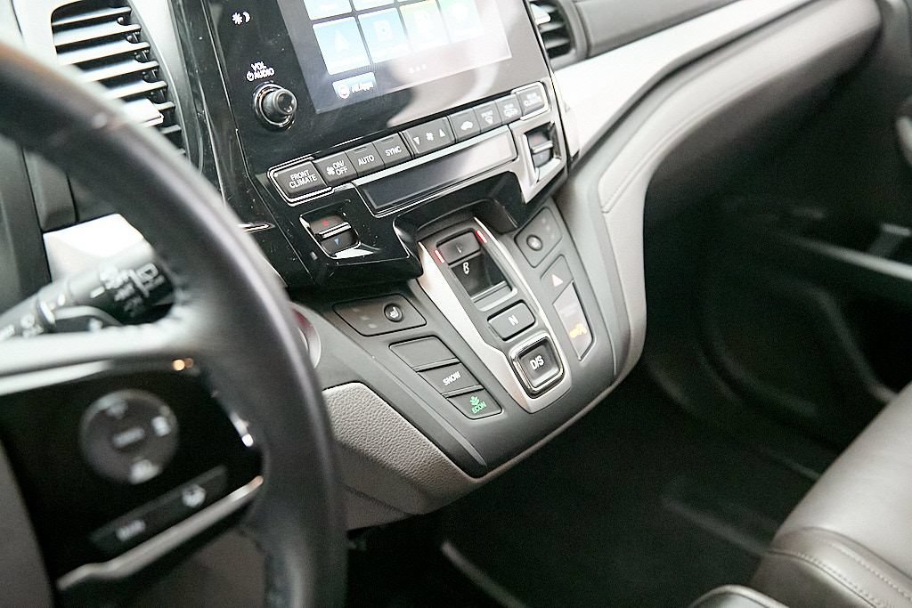 Used 2018 Honda Odyssey EX-L image 17