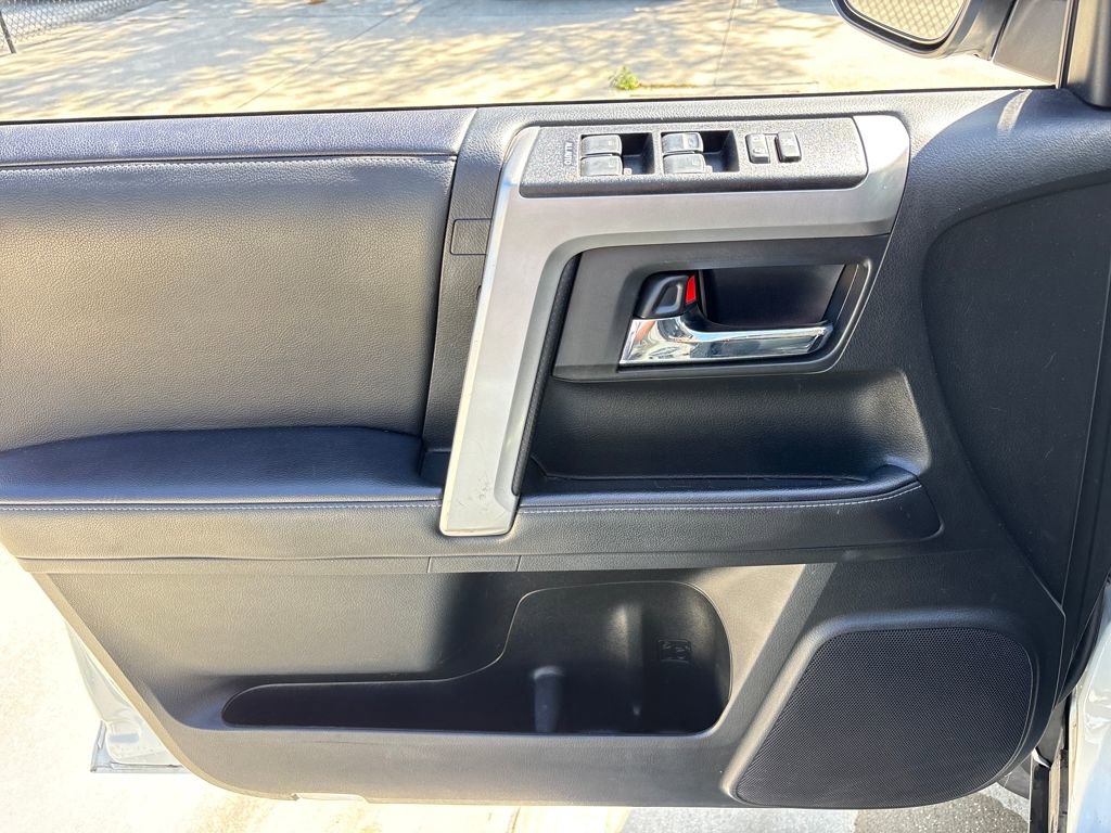 Used 2022 Toyota 4Runner SR5 Premium w/ Moonroof Package image 15