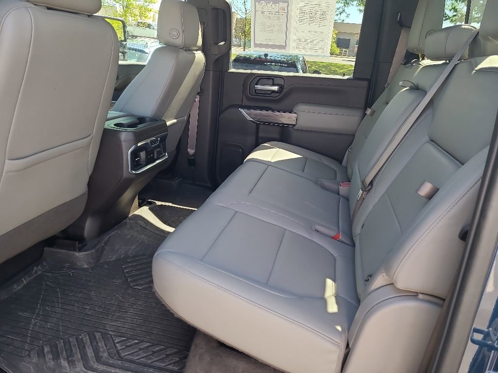 Used 2020 Chevrolet Silverado 2500 LTZ w/ LTZ Premium Package AWD/4WD image 16
