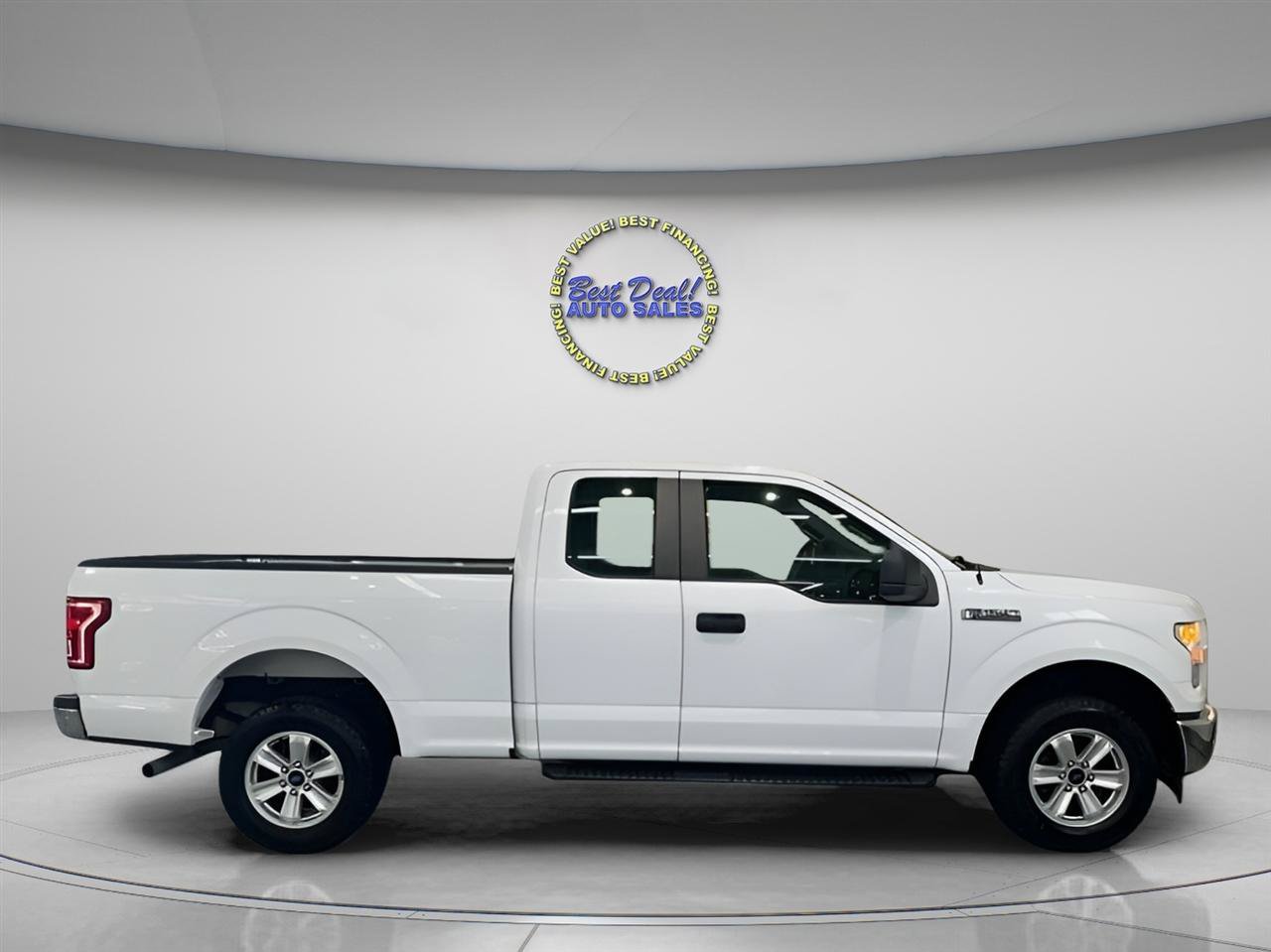 Used 2017 Ford F150 XL w/ Equipment Group 101A Mid AWD/4WD image 6