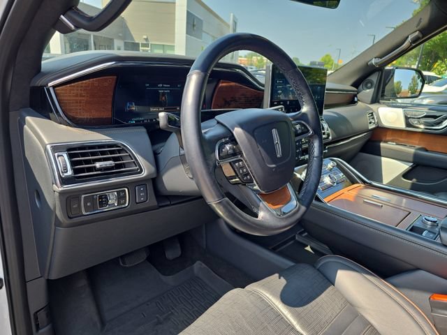 Used 2023 Lincoln Navigator L Black Label AWD/4WD image 7