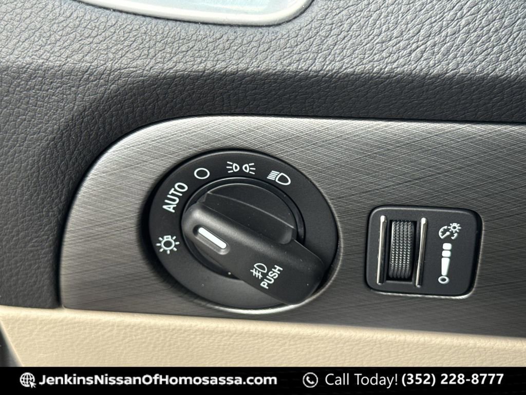 Used 2018 Dodge Durango Citadel w/ Technology Group RWD image 37