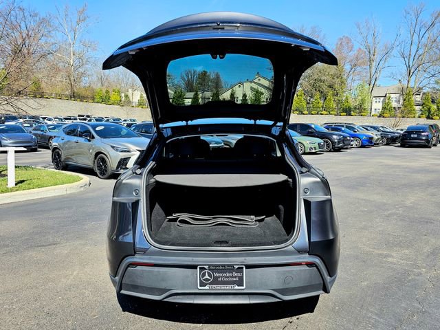 Used 2026 Tesla Model Y AWD image 10
