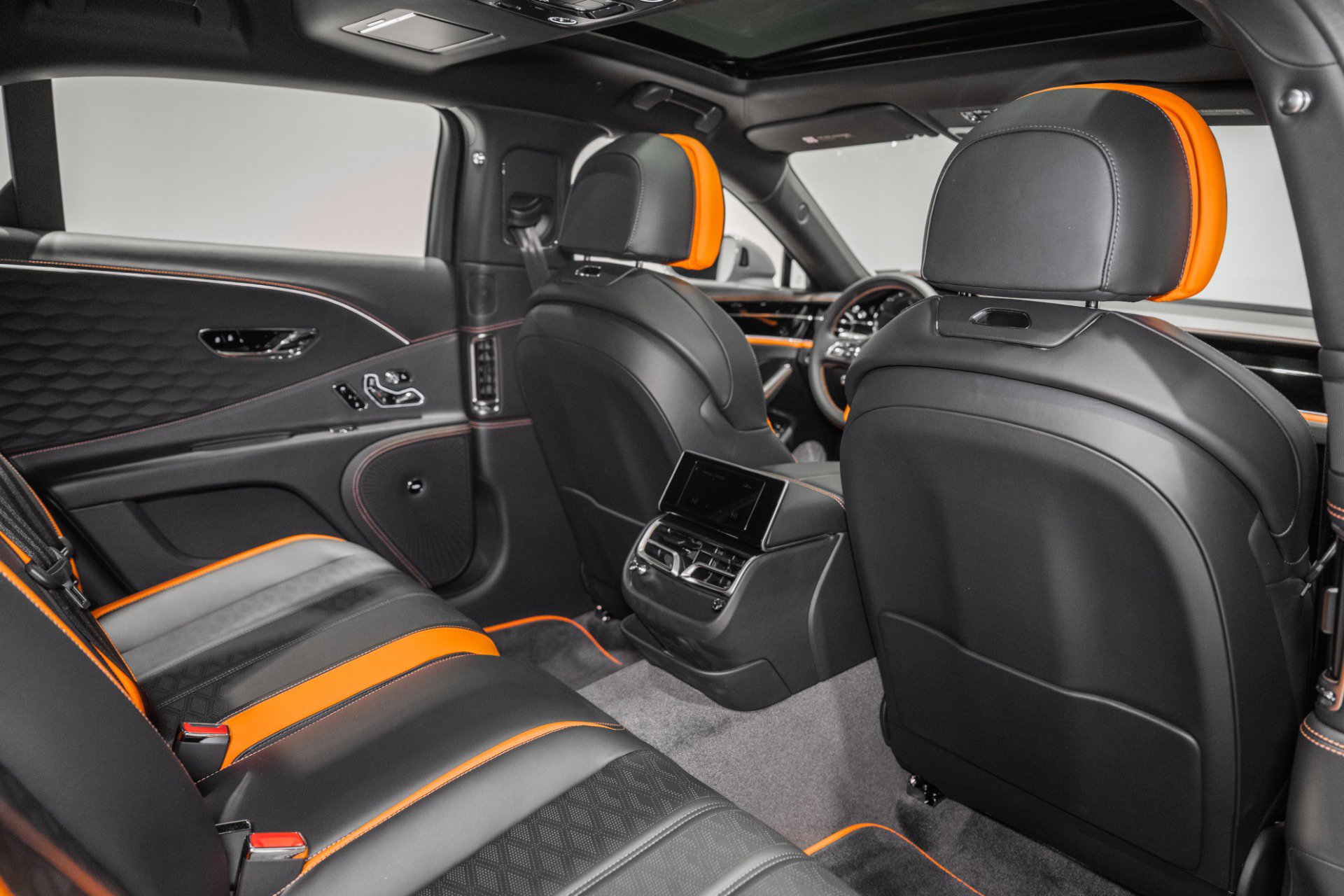 New 2026 Bentley Flying Spur Plug-In Hybrid image 25