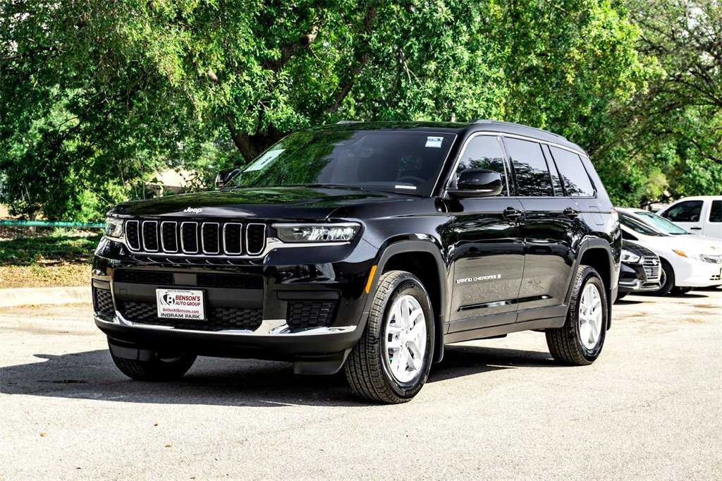 New 2025 Jeep Grand Cherokee L Laredo w/ Luxury Tech Group I image 6