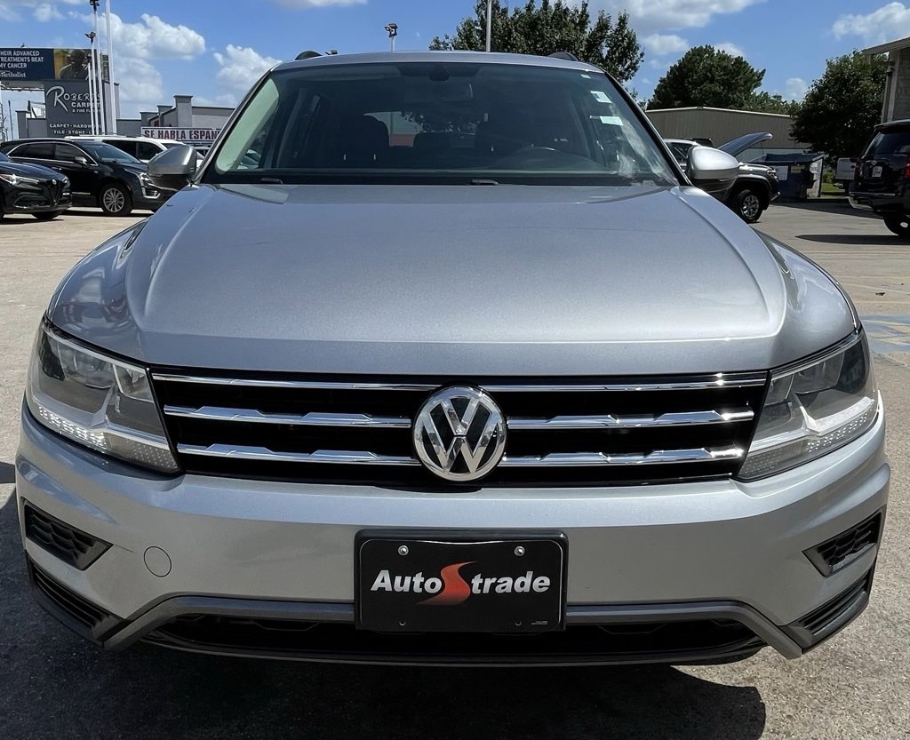 Used 2021 Volkswagen Tiguan SE image 9