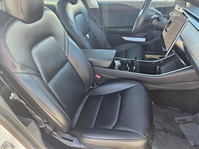 Used 2020 Tesla Model 3 Performance image 19