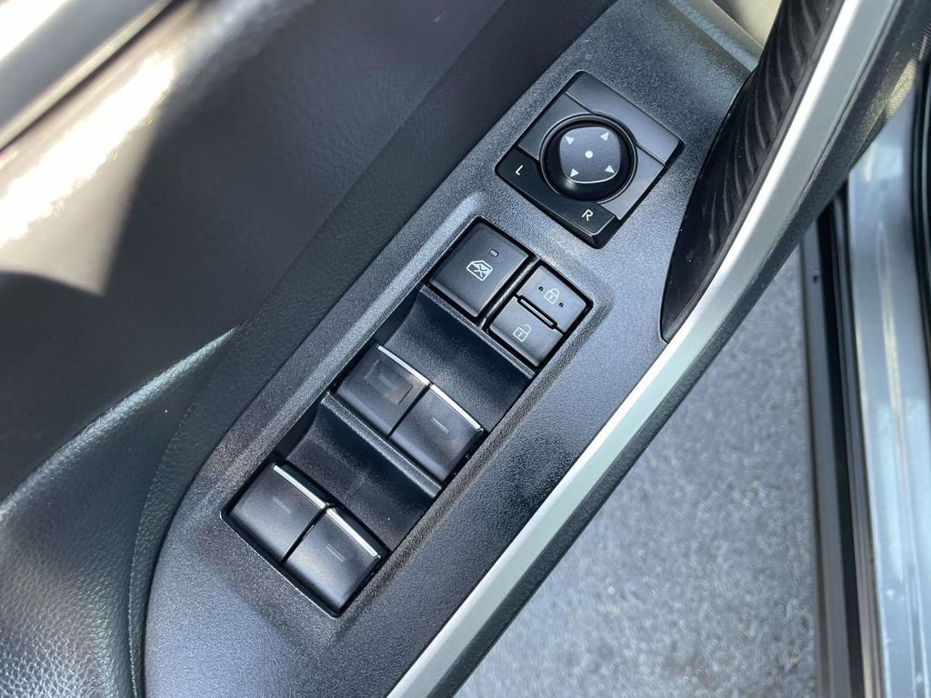 Used 2023 Toyota RAV4 XLE Premium FWD image 26