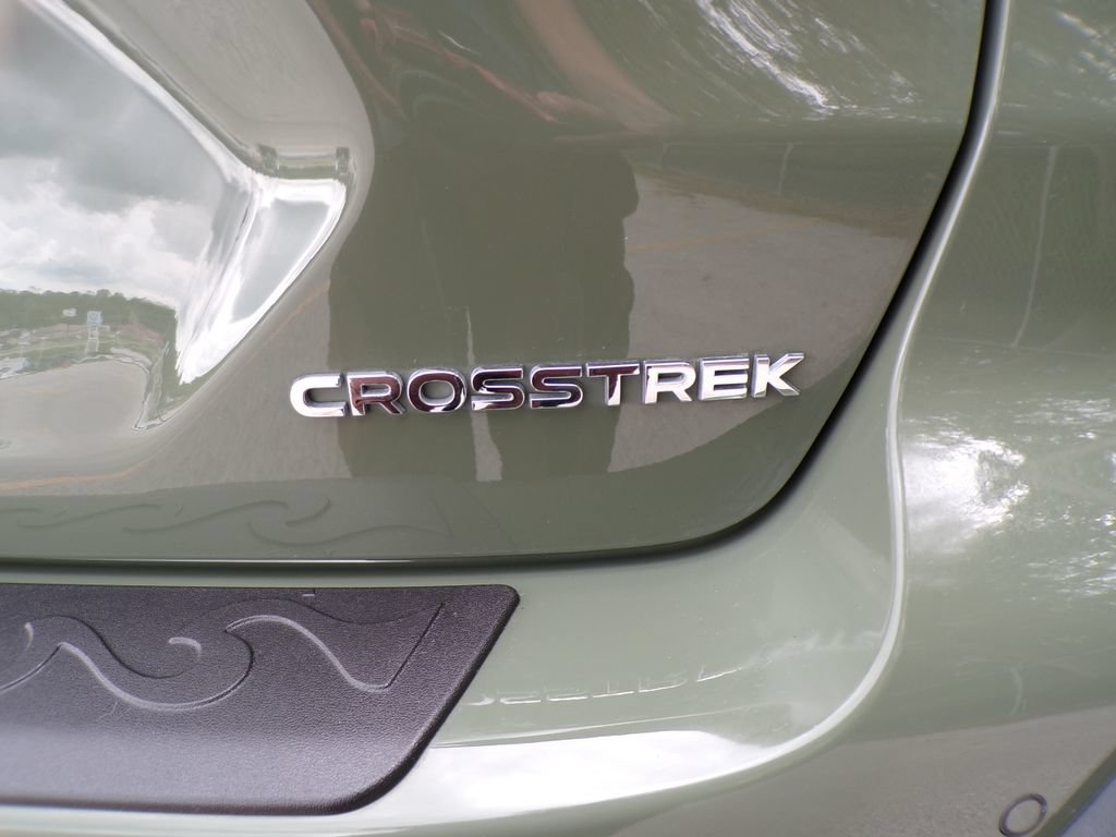 Used 2024 Subaru Crosstrek 2.5i Limited w/ Crosstrek Mirror Package AWD/4WD image 16