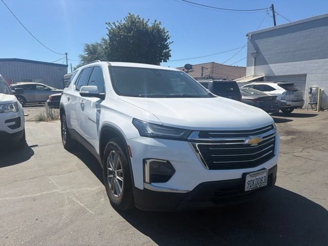 Used 2023 Chevrolet Traverse LT AWD/4WD image 3