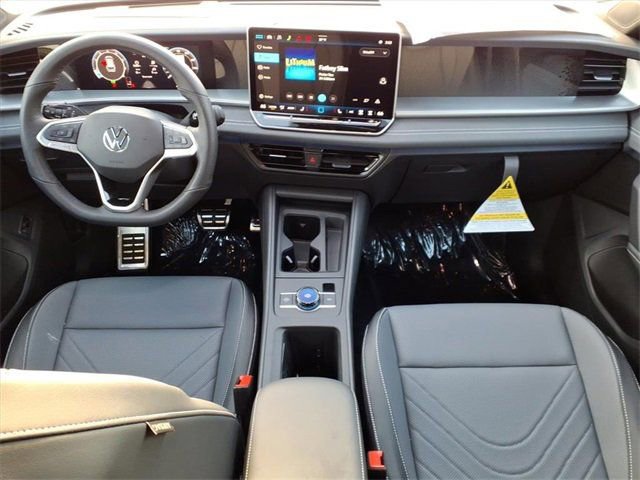 New 2026 Volkswagen Tiguan SE R-Line image 7