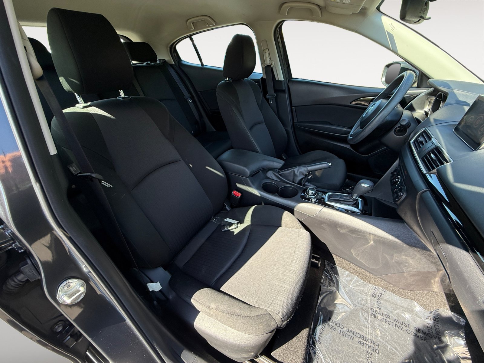 Used 2016 MAZDA MAZDA3 i Sport FWD image 19