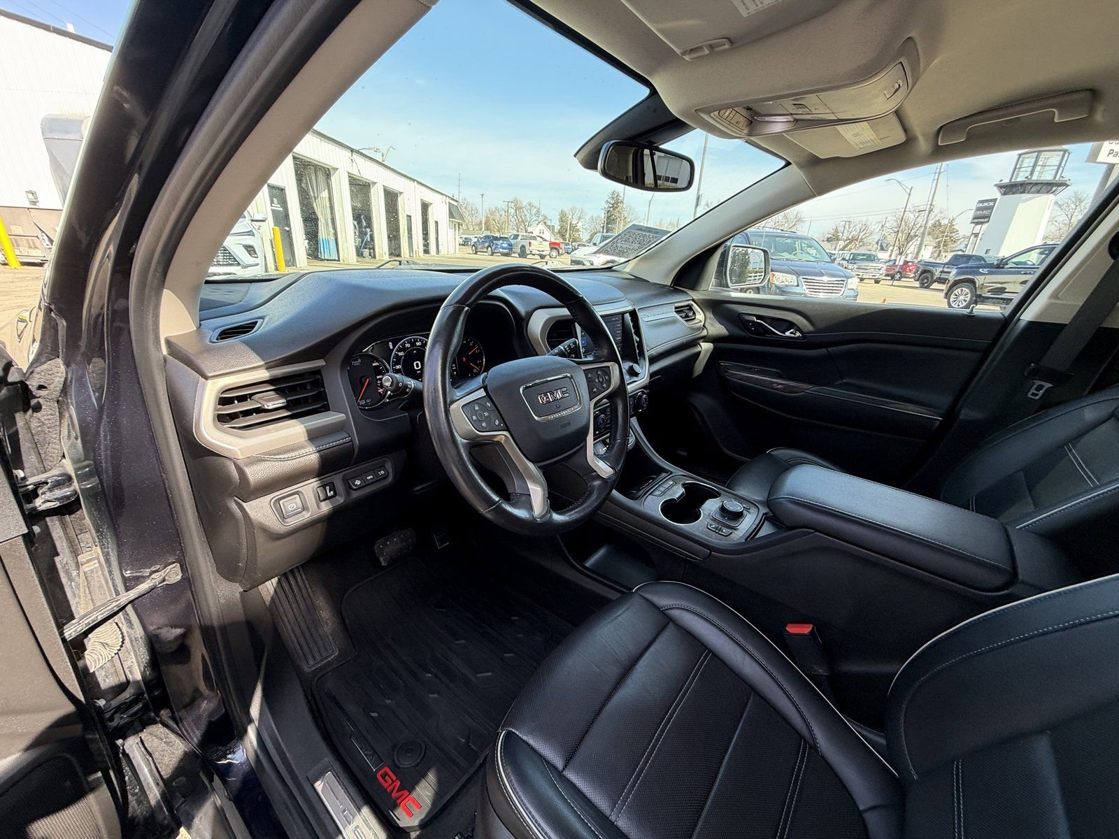 Used 2021 GMC Acadia Denali w/ Trailering Package image 11