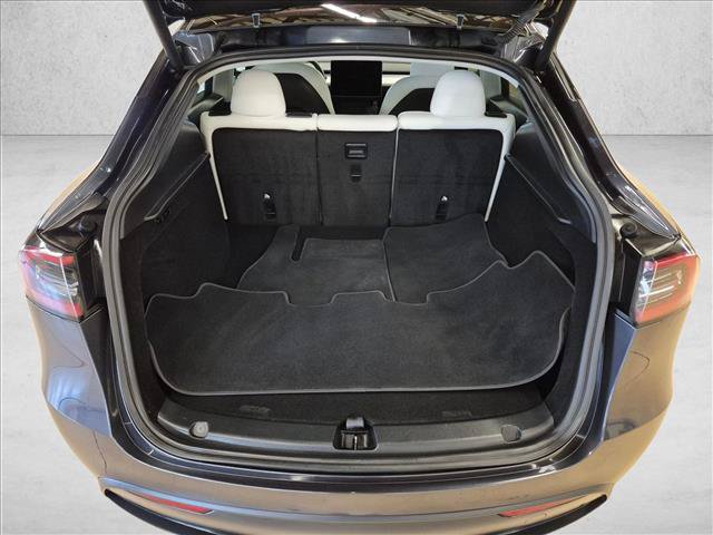 Used 2024 Tesla Model Y Performance AWD/4WD image 7