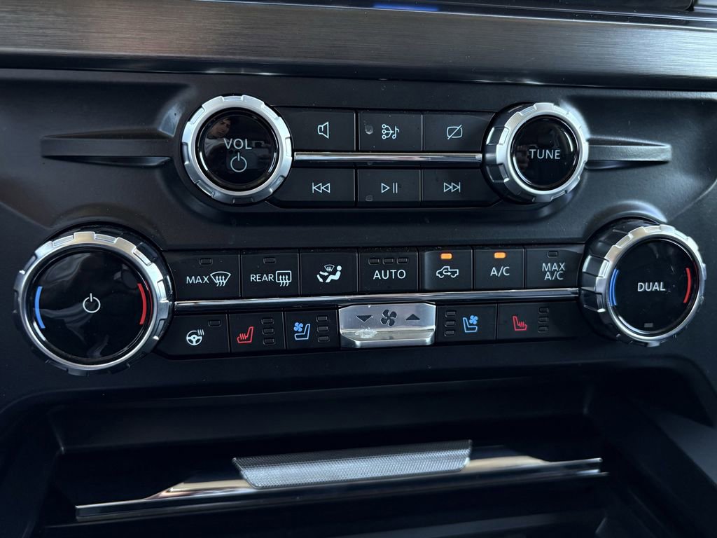 Used 2024 Ford F250 Lariat image 19