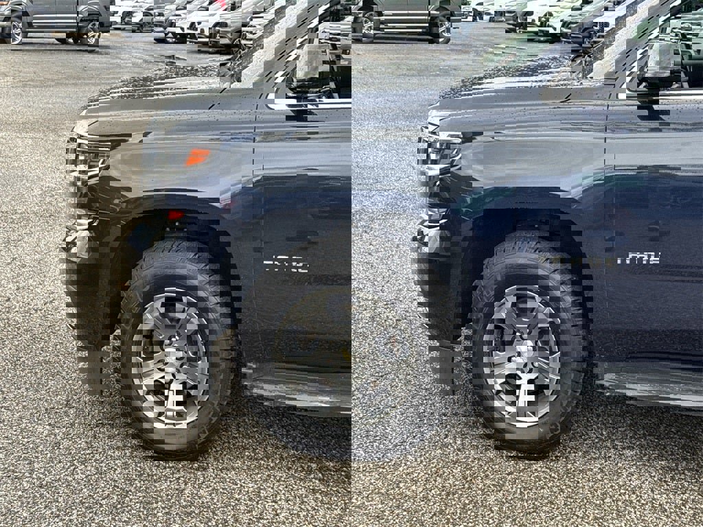 Used 2019 Chevrolet Tahoe LS image 9