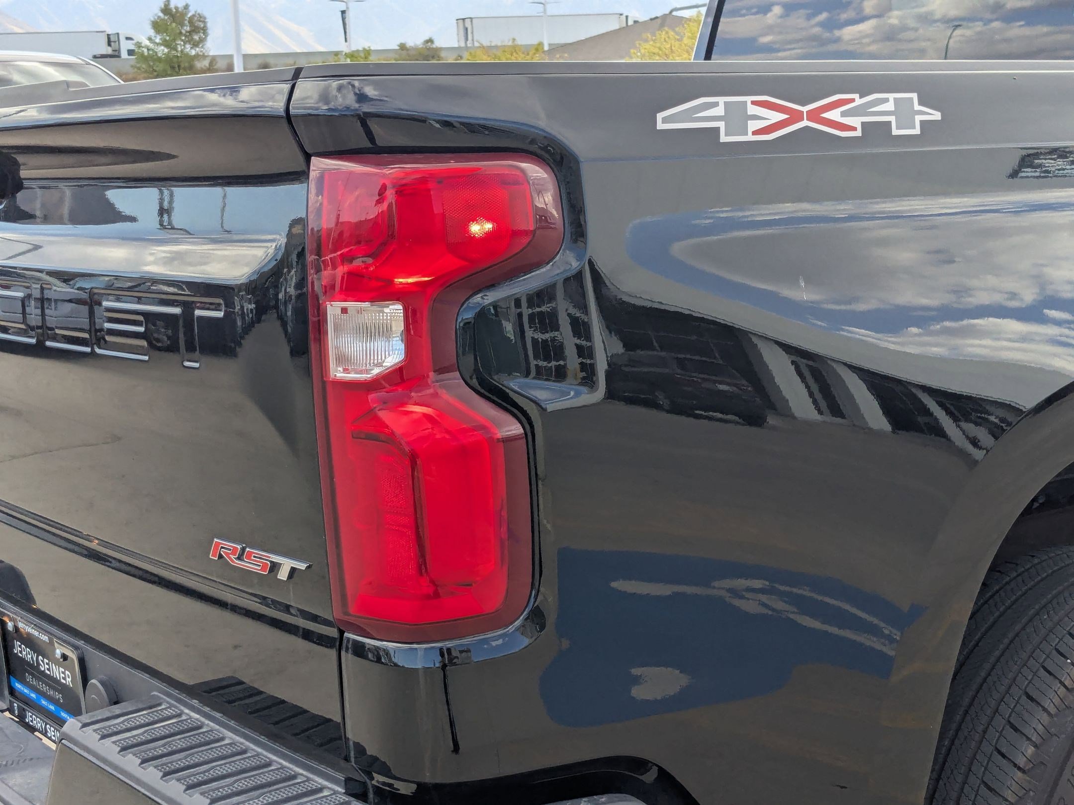 Certified 2024 Chevrolet Silverado 1500 RST image 13