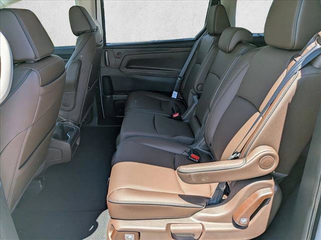 New 2026 Honda Odyssey Touring image 17