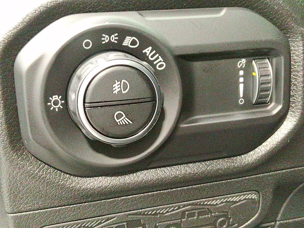 New 2026 Jeep Gladiator Sport AWD/4WD image 14