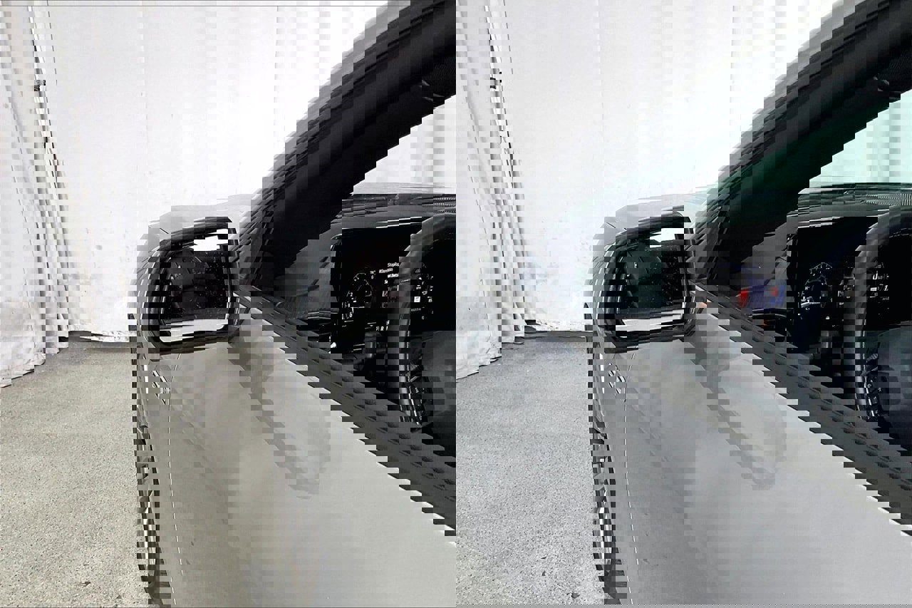 Used 2025 Ford Mustang GT Premium image 10