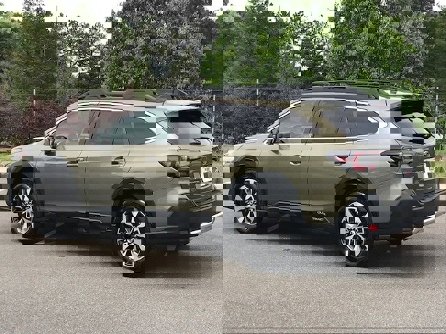 Certified 2025 Subaru Outback Limited image 4