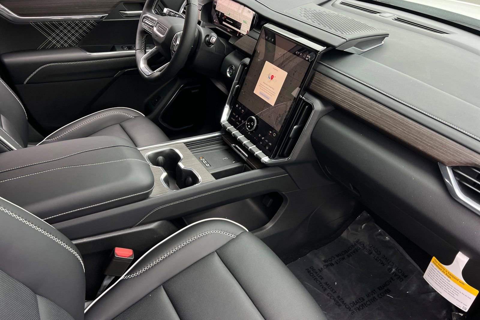 New 2026 GMC Acadia Denali w/ Super Cruise Package FWD image 16