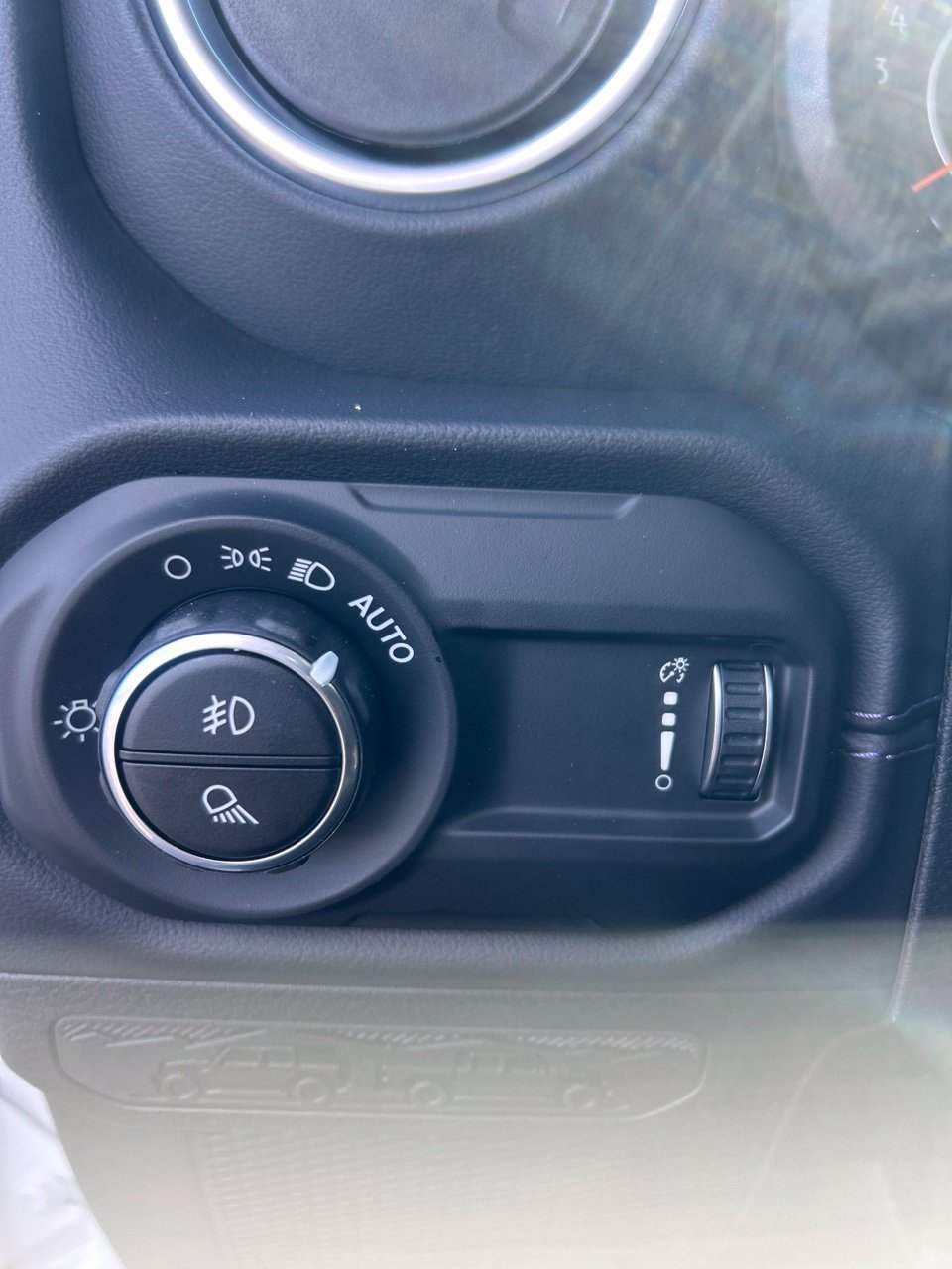 New 2026 Jeep Gladiator Sport AWD/4WD image 17