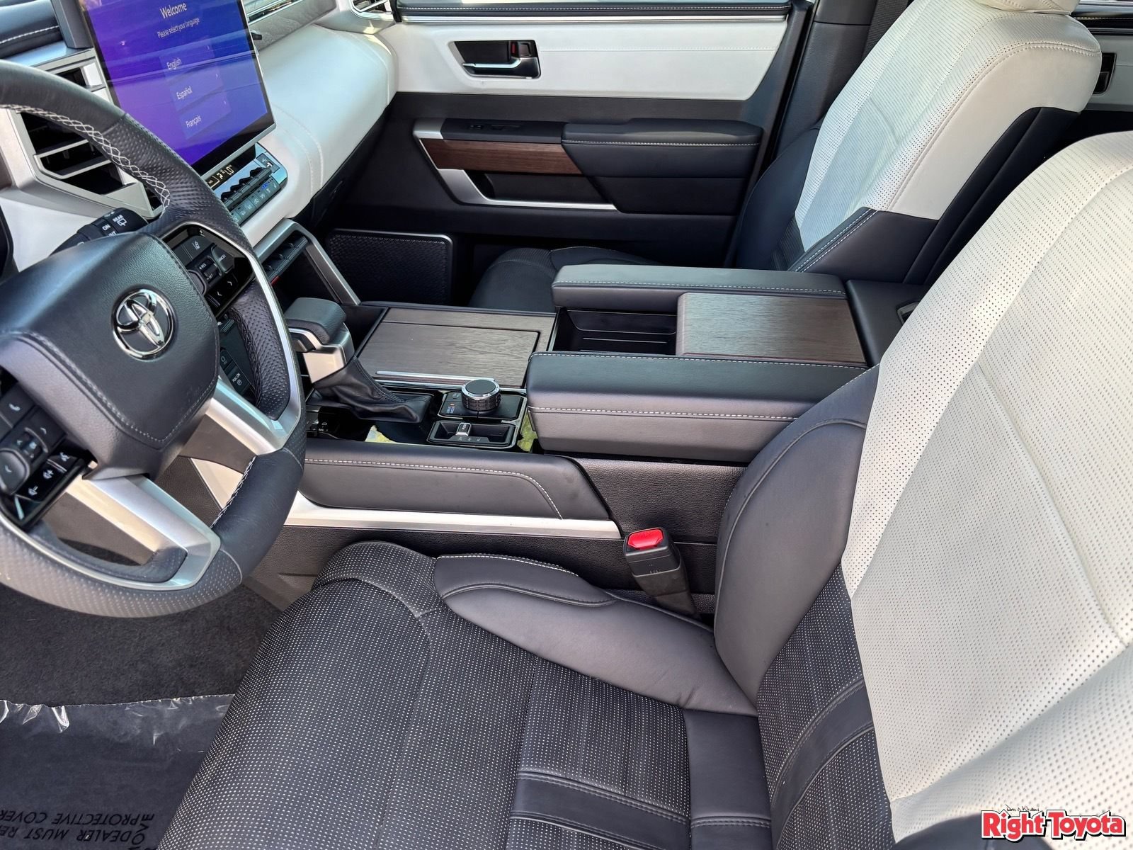 Certified 2025 Toyota Sequoia Capstone AWD/4WD image 21