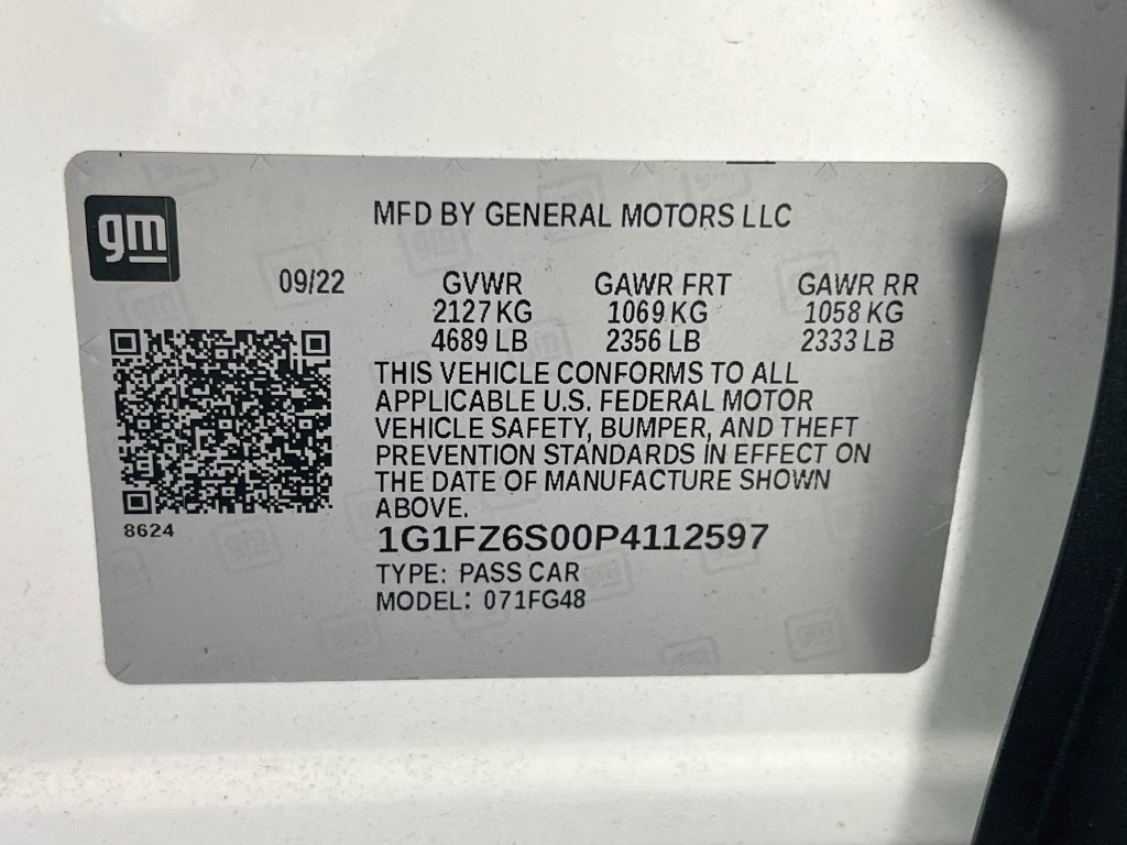 Used 2023 Chevrolet Bolt EUV Premier w/ Sun & Sound Package FWD image 32