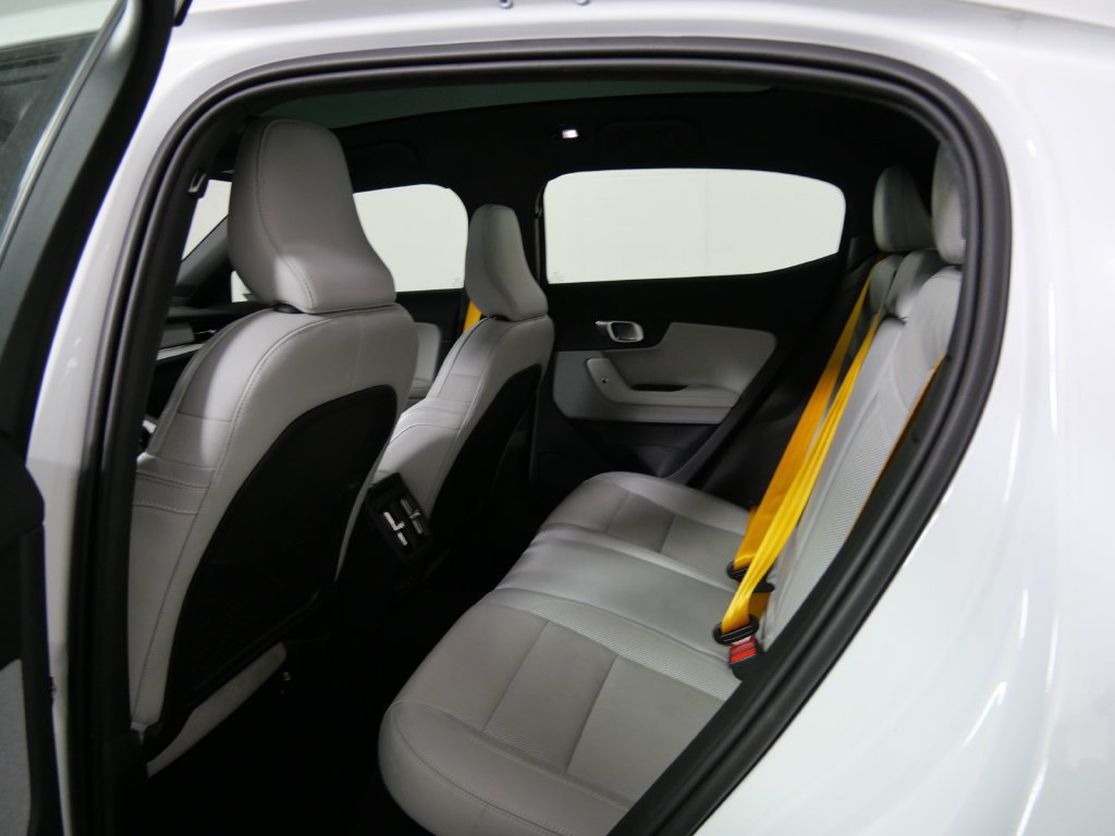 Used 2023 Polestar Polestar 2 w/ Pilot Pack AWD/4WD image 17