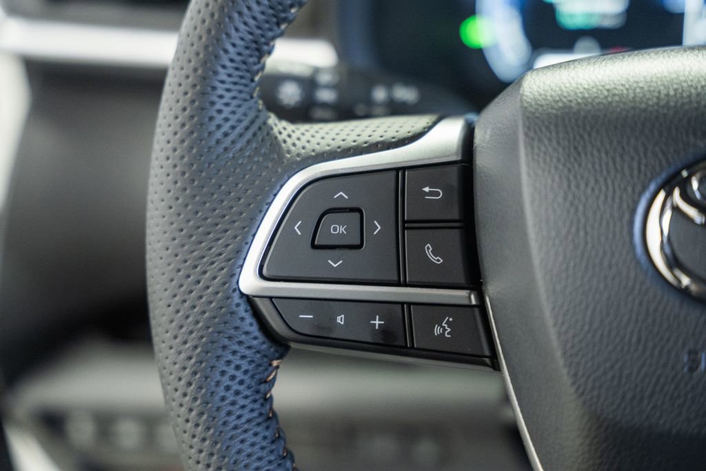 New 2026 Toyota Sienna XLE Woodland Edition image 27