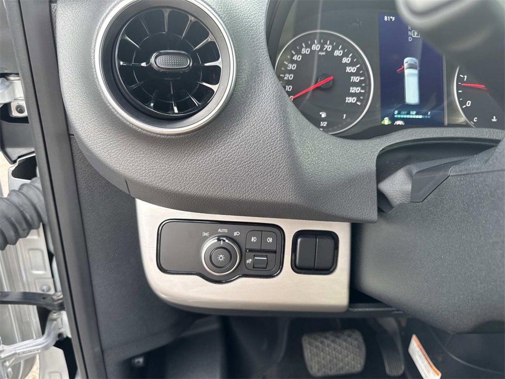 Used 2022 Mercedes-Benz Sprinter 3500 image 28