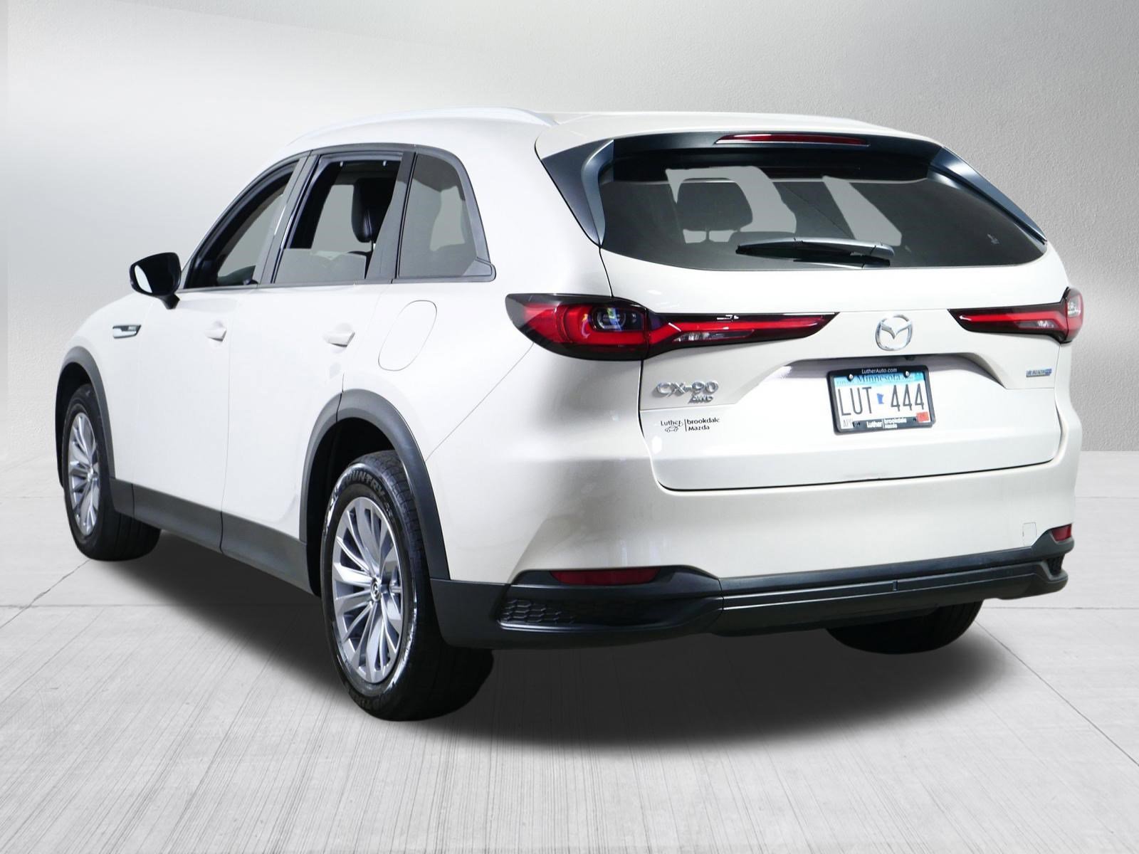 Used 2024 MAZDA CX-90 Plug-In Hybrid w/ Preferred AWD/4WD image 5
