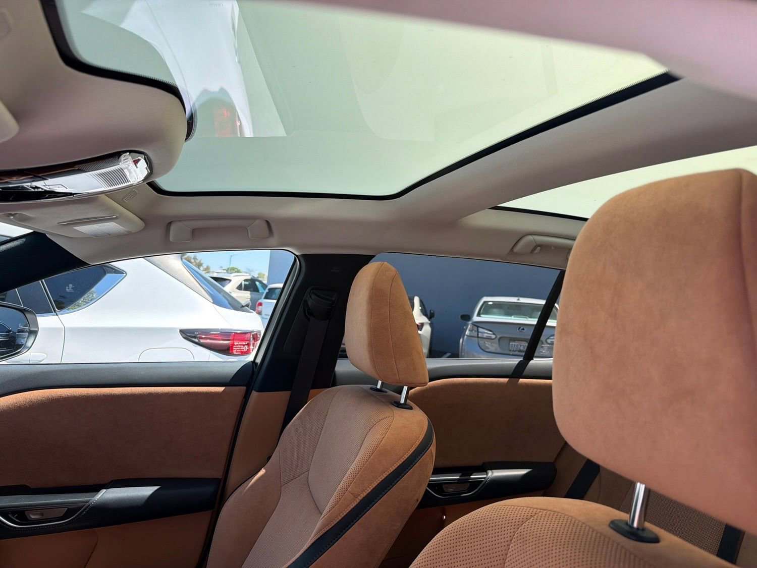 Used 2025 Lexus RZ 300e w/ Accessory Package (Z1) FWD image 8