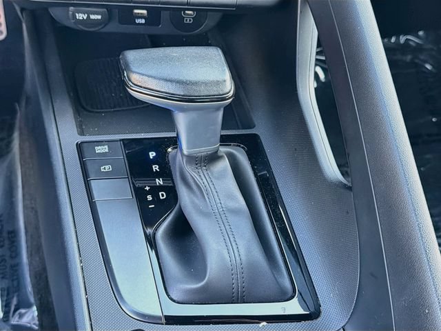 Certified 2025 Hyundai Elantra Sport FWD image 16