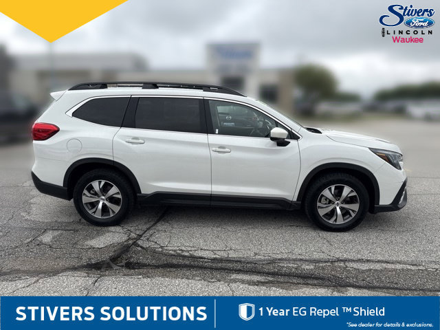 Used 2025 Subaru Ascent Premium AWD/4WD image 5