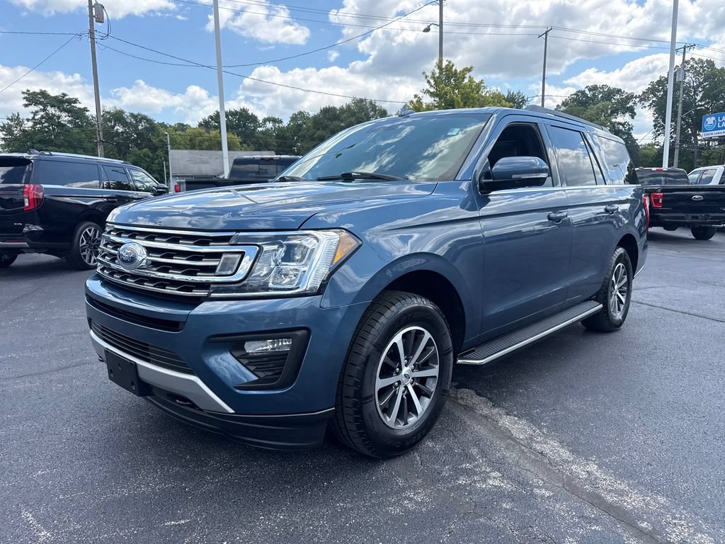 Used 2019 Ford Expedition XLT w/ Equipment Group 202A AWD/4WD video 2