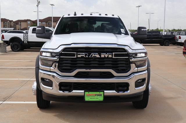 New 2026 RAM 5500 Tradesman w/ Chrome Appearance Group AWD/4WD image 2