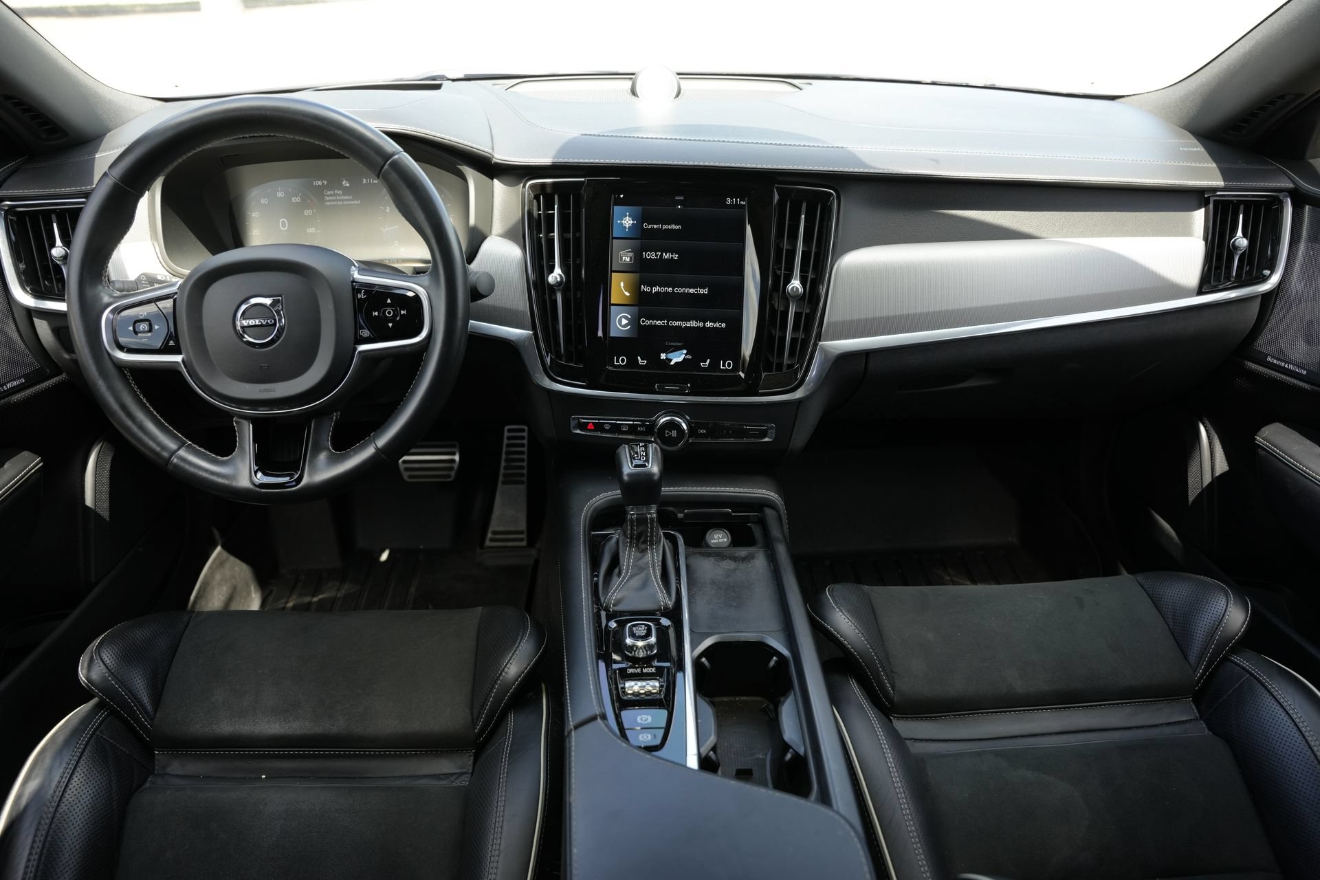 Used 2021 Volvo S90 T6 R-Design w/ Advanced Package AWD/4WD image 4