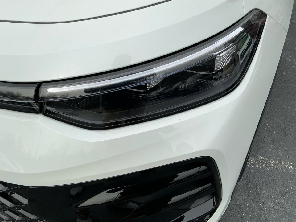 New 2026 Volkswagen Tiguan SE R-Line AWD/4WD image 25